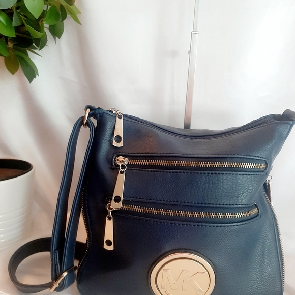 Michael kors crossbody Bag - Picture 4 of 16